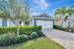 12019 Tapestry Ln, Venice, FL 34293 - Photo 2
