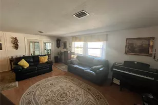 922 Cortina Blvd, Venice, FL 34285 - Photo 12