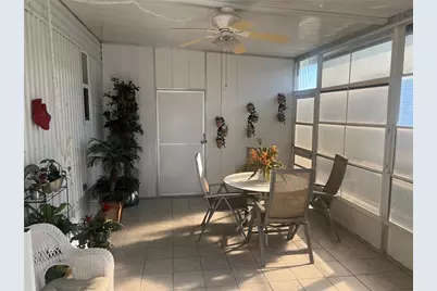 922 Cortina Boulevard, Venice, FL 34285 - Photo 6