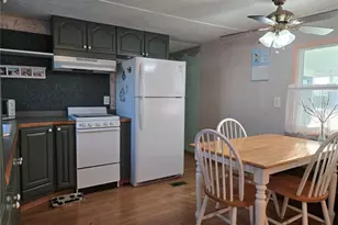 476 Boxwood Dr, Venice, FL 34285 - Photo 6