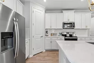 12379 Hearts Ease St, Venice, FL 34293 - Photo 18