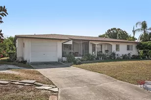 300 Gardenia Rd, Venice, FL 34293 - Photo 2