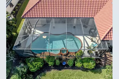 529 Lake Of The Woods Drive, Venice, FL 34293 - Photo 8