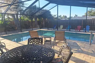 516 Serata St, Venice, FL 34285 - Photo 2