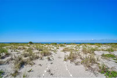 950 Tarpon Center Drive #305, Venice, FL 34285 - Photo 4