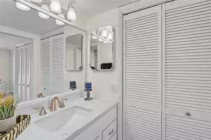 950 Tarpon Center Dr, Venice, FL 34285 - Photo 28