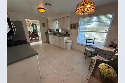1335 Cambridge Drive, Venice, FL 34293 - Photo 4
