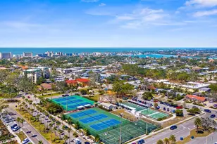 1421 Gleneagles Dr, Venice, FL 34292 - Photo 82