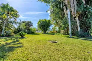 1229 Schooner Ln, Venice, FL 34285 - Photo 32