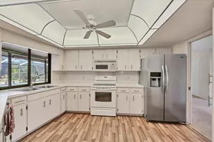 1229 Schooner Ln, Venice, FL 34285 - Photo 14