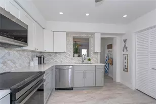 4741 Lemon Bay Dr, Venice, FL 34293 - Photo 22