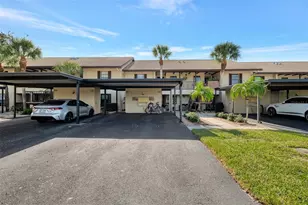 320 Mission Trail N, Venice, FL 34285 - Photo 2