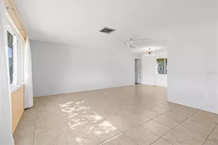 1316 Fir Ave, Venice, FL 34285 - Photo 8