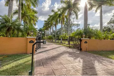 3657 Tropicaire Boulevard, North Port, FL 34286 - Photo 74