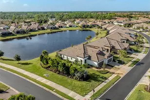 200 Tracino Ter, North Venice, FL 34275 - Photo 2