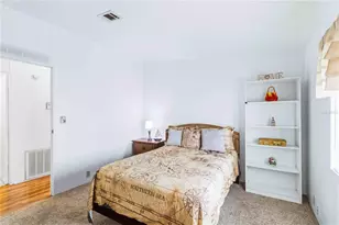 300 Tropic Dr, Osprey, FL 34229 - Photo 18