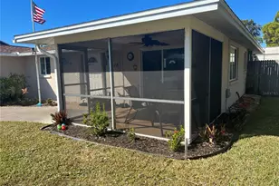 1228 Nantucket Rd, Venice, FL 34293 - Photo 2