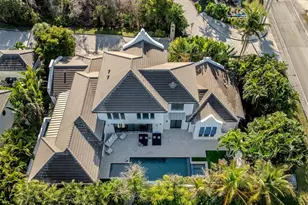 1202 Sharswood Ln, Sarasota, FL 34242 - Photo 8