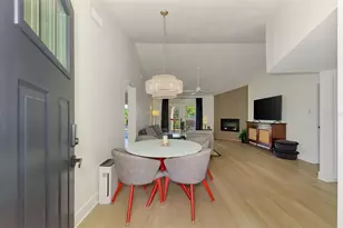 812 Garland Ave, Nokomis, FL 34275 - Photo 10