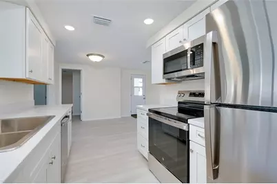 652 Circlewood Drive #T7, Venice, FL 34293 - Photo 32