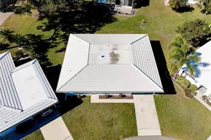 652 Circlewood Dr, Venice, FL 34293 - Photo 24