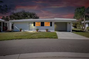 652 Circlewood Dr, Venice, FL 34293 - Photo 2