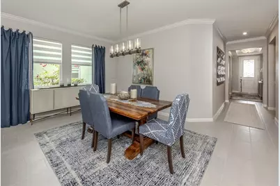 11932 Bohemian Place, Venice, FL 34293 - Photo 8
