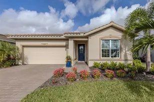 11932 Bohemian Pl, Venice, FL 34293 - Photo 2
