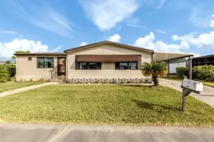 397 Catamaran Ct, North Port, FL 34287 - Photo 4