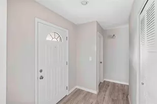 8190 Porto Chico Ave, North Port, FL 34287 - Photo 4