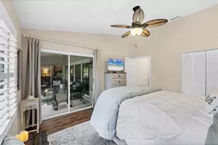 7266 Eleanor Cir, Sarasota, FL 34243 - Photo 20