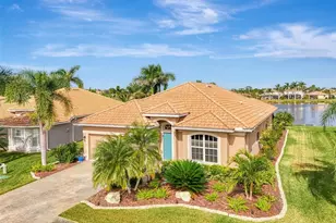 11568 Dancing River Dr, Venice, FL 34292 - Photo 2