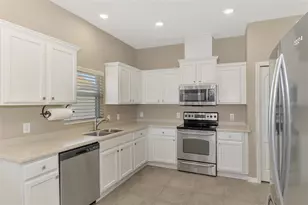 11568 Dancing River Dr, Venice, FL 34292 - Photo 22