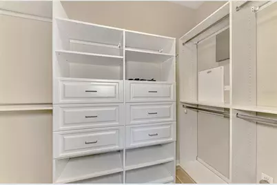 11568 Dancing River Drive, Venice, FL 34292 - Photo 32