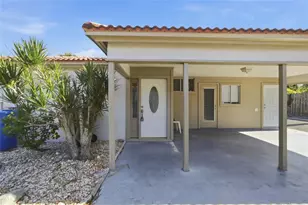 165 Vista Hermosa Cir, Sarasota, FL 34242 - Photo 24
