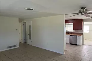 705 Padua Ct, Nokomis, FL 34275 - Photo 6