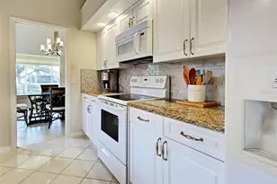 166 Southampton Pl S, Venice, FL 34293 - Photo 14