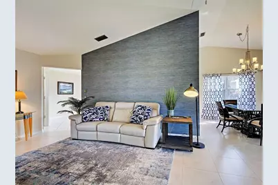 166 Southampton Place S #348, Venice, FL 34293 - Photo 8