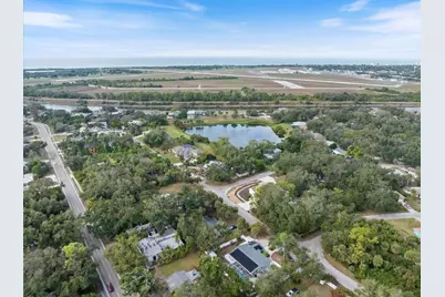 286 Shamrock Drive, Venice, FL 34293 - Photo 8