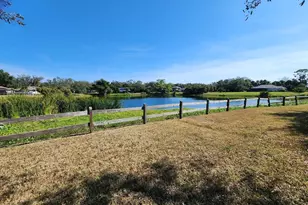 286 Shamrock Dr, Venice, FL 34293 - Photo 34