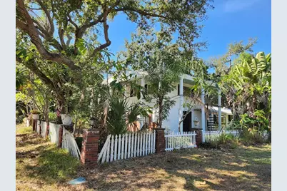 286 Shamrock Drive, Venice, FL 34293 - Photo 8