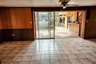 286 Shamrock Dr, Venice, FL 34293 - Photo 8