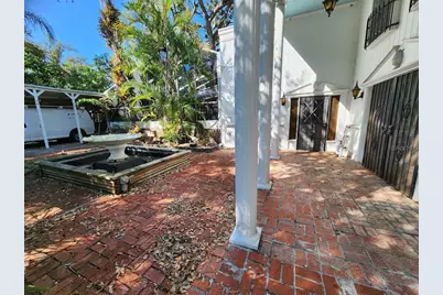 286 Shamrock Drive, Venice, FL 34293 - Photo 18