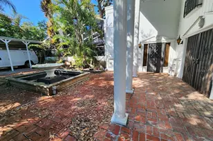 286 Shamrock Dr, Venice, FL 34293 - Photo 18