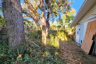 286 Shamrock Dr, Venice, FL 34293 - Photo 48