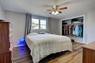 2698 Valencia Rd, Venice, FL 34293 - Photo 22