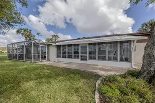 1141 Sleepy Hollow Ct, Venice, FL 34285 - Photo 4