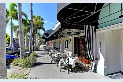 2132 Hyde Park Circle, Sarasota, FL 34239 - Photo 74