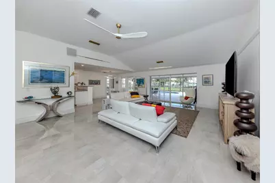 396 Bayshore Drive, Venice, FL 34285 - Photo 12