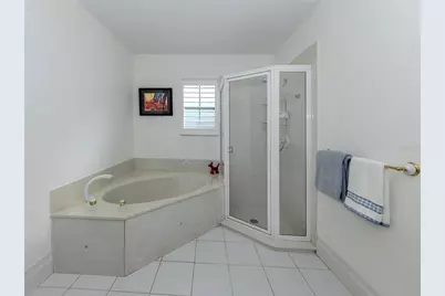 396 Bayshore Drive, Venice, FL 34285 - Photo 26